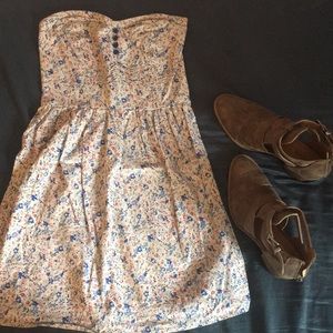 Floral strapless dress
